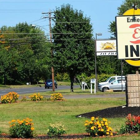 Enfield Inn Exterior photo