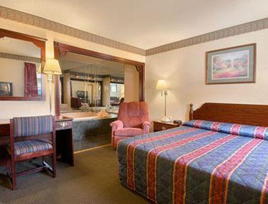 Enfield Inn Room photo